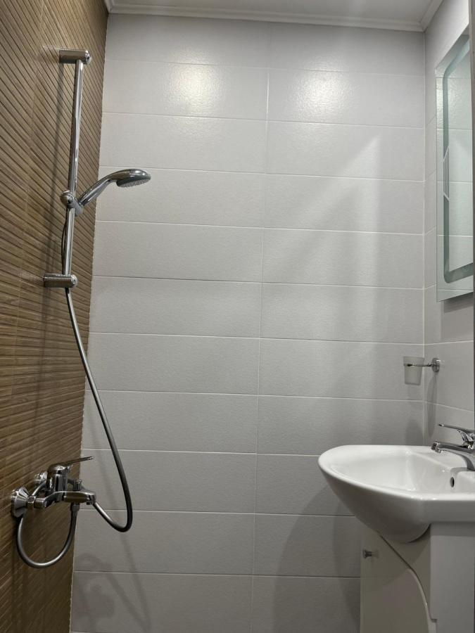 Hotel Horizont Dobrinishte Esterno foto