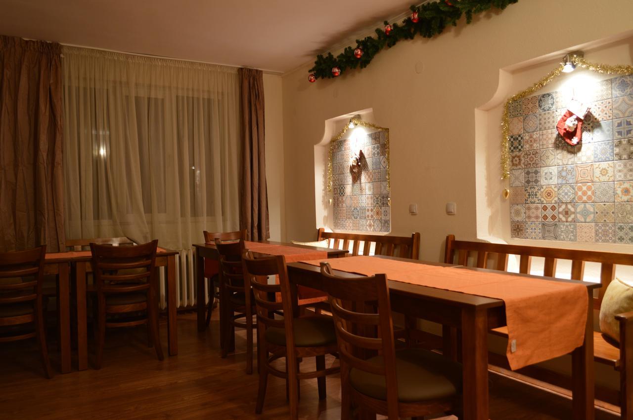 Hotel Horizont Dobrinishte Esterno foto
