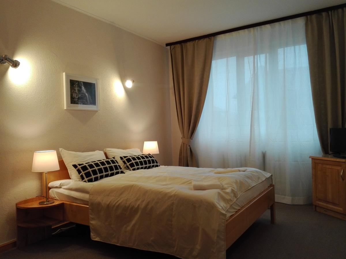 Hotel Horizont Dobrinishte Esterno foto