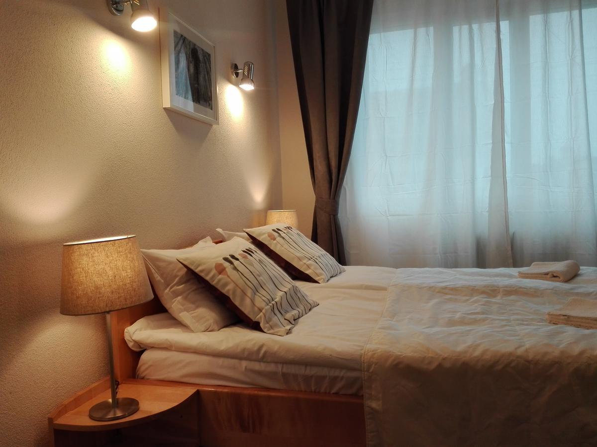 Hotel Horizont Dobrinishte Esterno foto