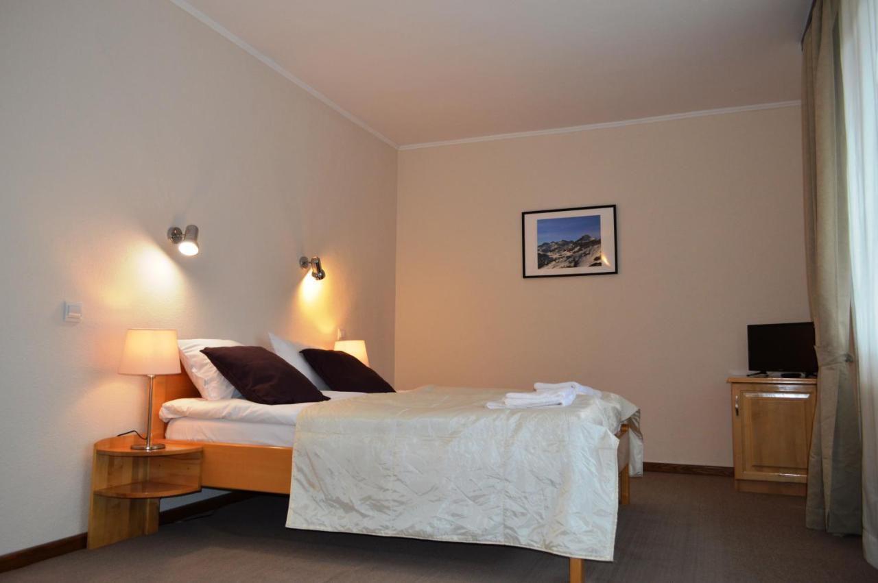 Hotel Horizont Dobrinishte Esterno foto