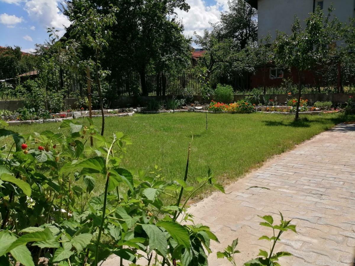 Hotel Horizont Dobrinishte Esterno foto